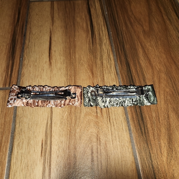 Paisley print barrettes. New, never used. 1 Olive green and the other is brown. - Picture 2 of 2
